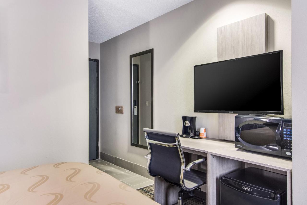 Quality Inn & Suites Grove City-Outlet Mall Luaran gambar
