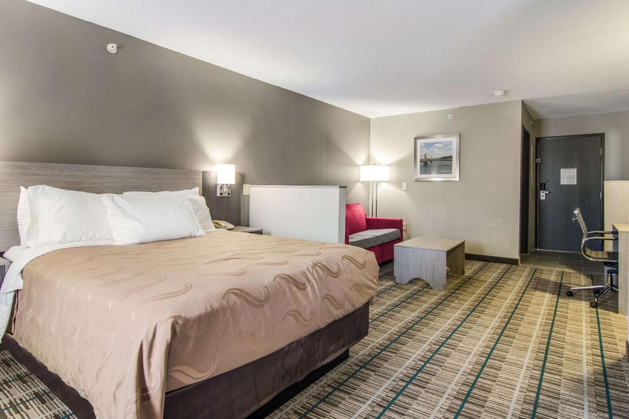 Quality Inn & Suites Grove City-Outlet Mall Luaran gambar
