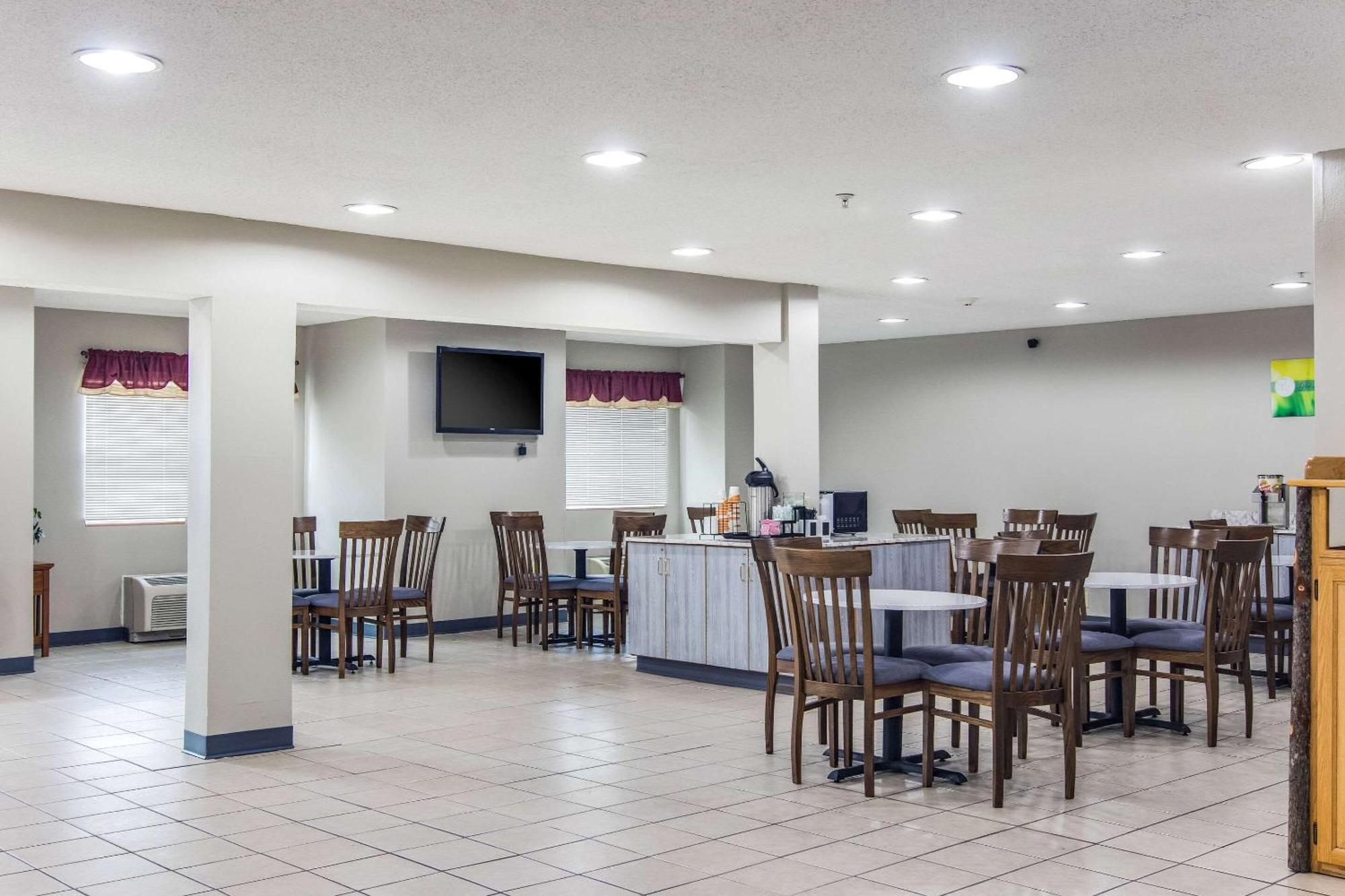 Quality Inn & Suites Grove City-Outlet Mall Luaran gambar