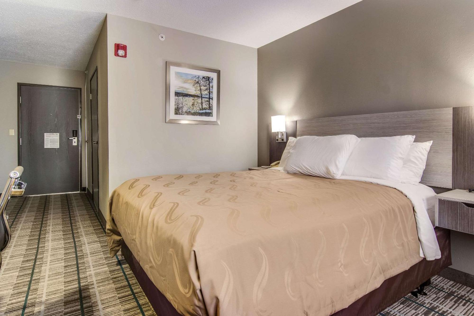 Quality Inn & Suites Grove City-Outlet Mall Luaran gambar
